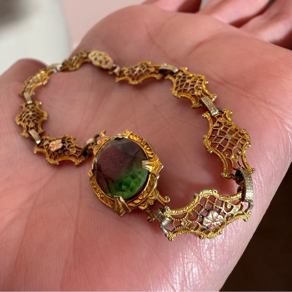 Antique Victorian Art deco Gold Filagree Green Pink iris Glass Bracelet - Picture 16 of 16